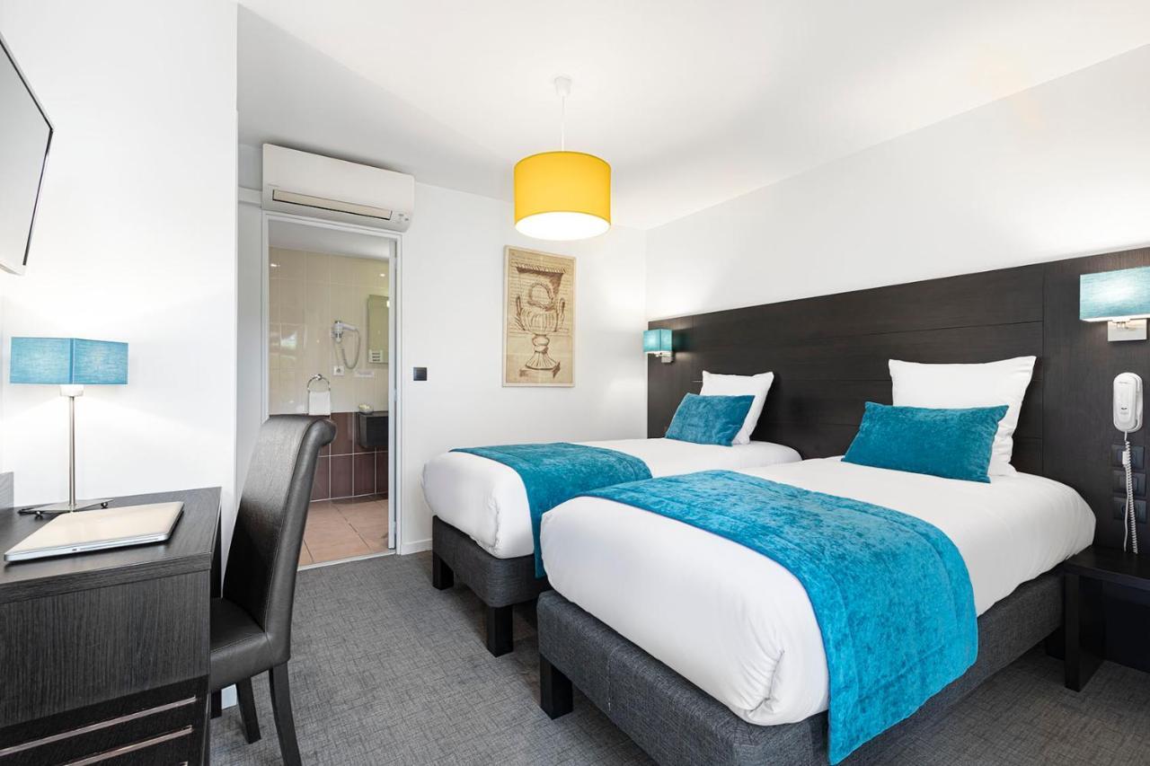 אמבריו ד'אזרגוס Contact Hotels Les Pierres Dorees מראה חיצוני תמונה